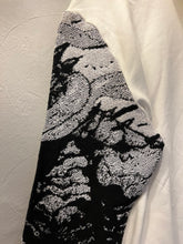 Load image into Gallery viewer, Limited Edition Chainsaw Man Tapestry Hoodie