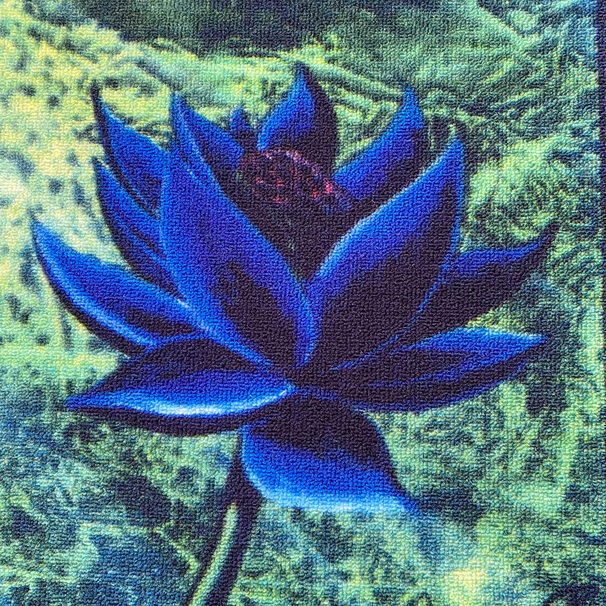 Magic: The Gathering - Black Lotus Printed Rug – Eyes of Akuma